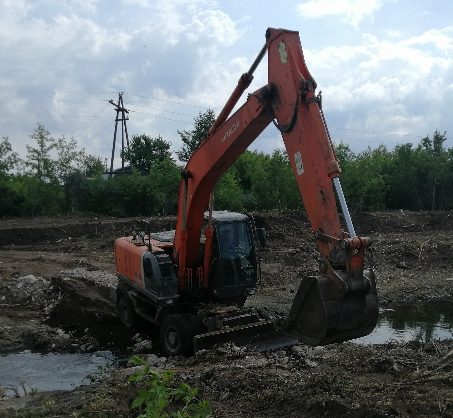 Экскаватор HITACHI ZX 210W