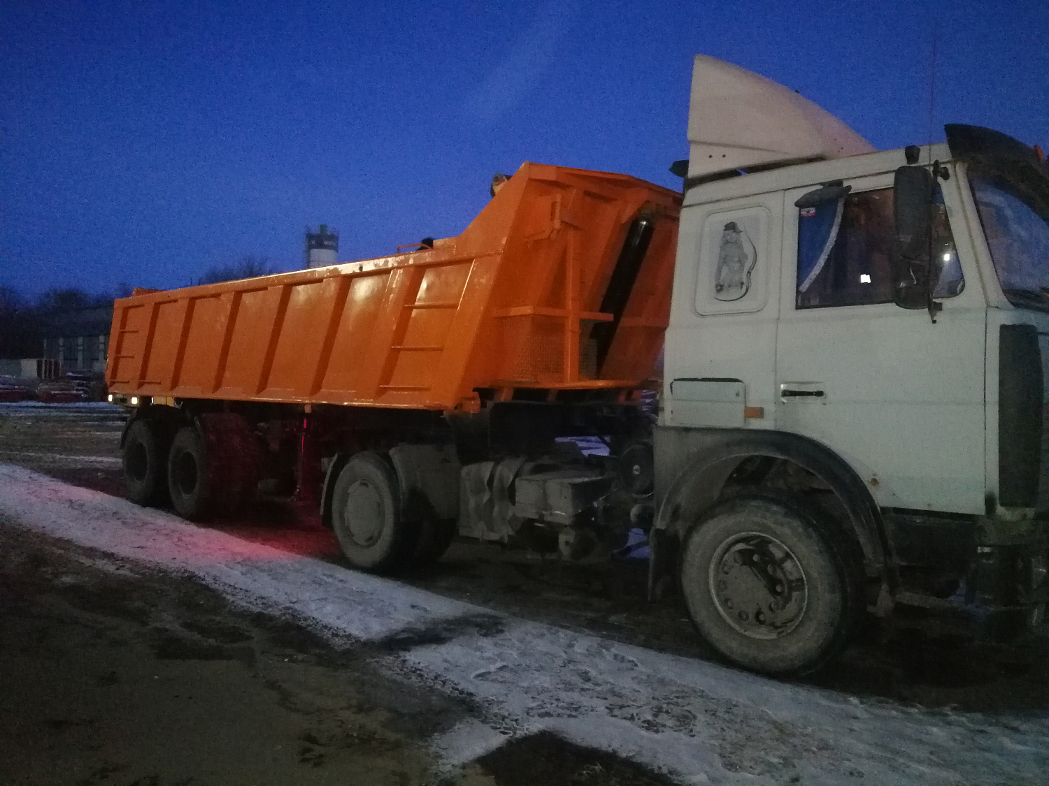 Самосвал г/п более 25тн